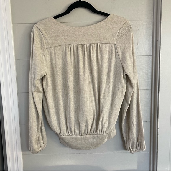 Banana Republic | Oatmeal Heather Cross Over Sweater Size Small - Picture 9 of 16